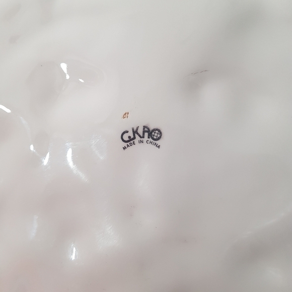 Gkro 3D Embossed Easter Plate Platter, 12" - Picture 11 of 11